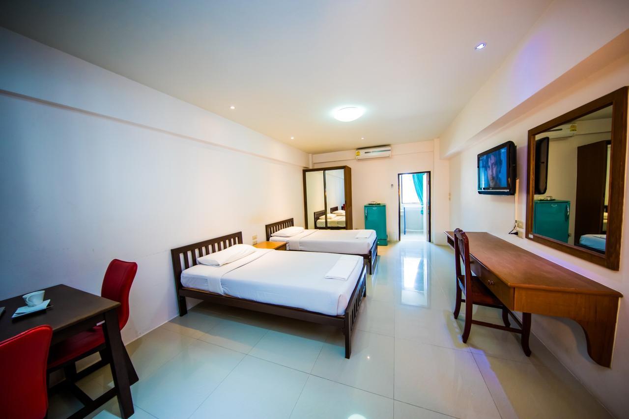 Golden House Service And Apartment Rayong Ngoại thất bức ảnh
